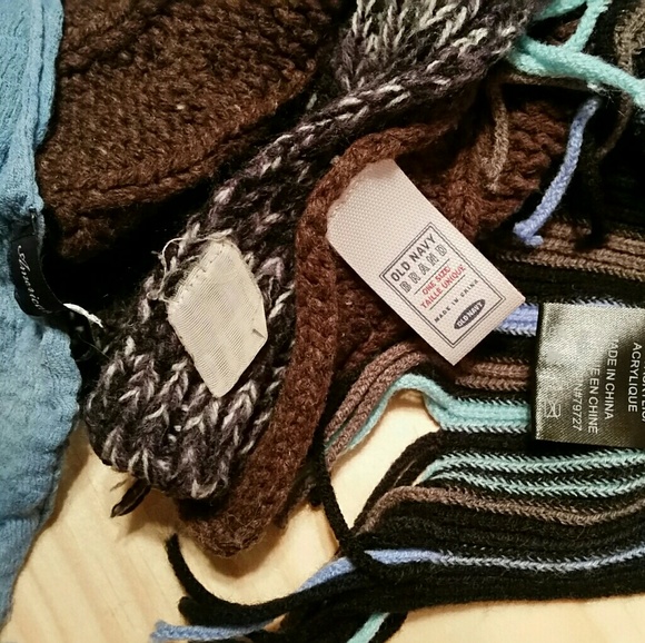 Lot of 5 Ladies Scarves - Picture 4 of 4